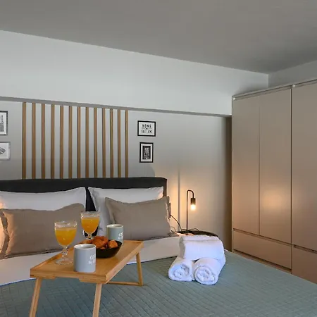 Апартаменты Seasalt Loft Каламата